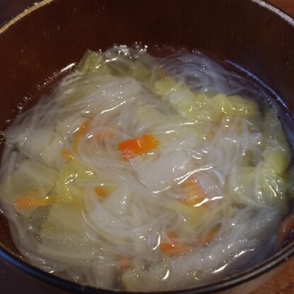 子供も好きな春雨スープ♪家で採れた白菜をたっぷり入れて美味しくできました( ´艸｀)